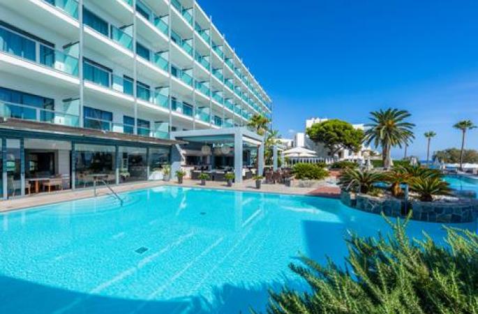 Marins Playa Suites