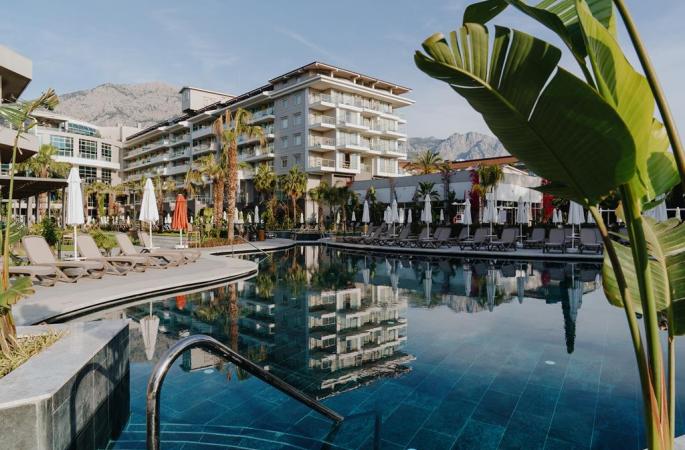 Akra Kemer Akra Kemer
