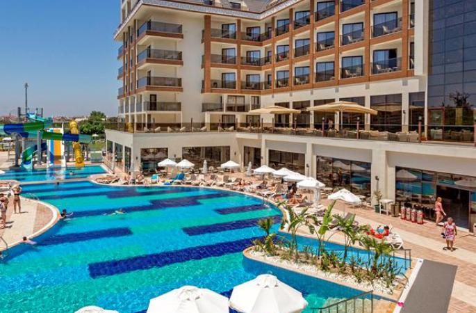 Hotel Glamour Resort & Spa