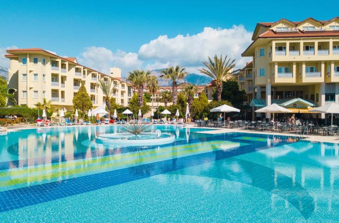 Queen&apos;s Park Le Jardin Resort