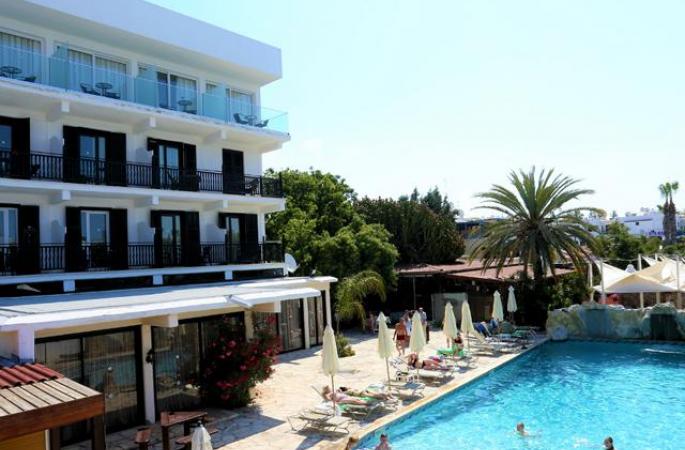 Dionysos Central Hotel