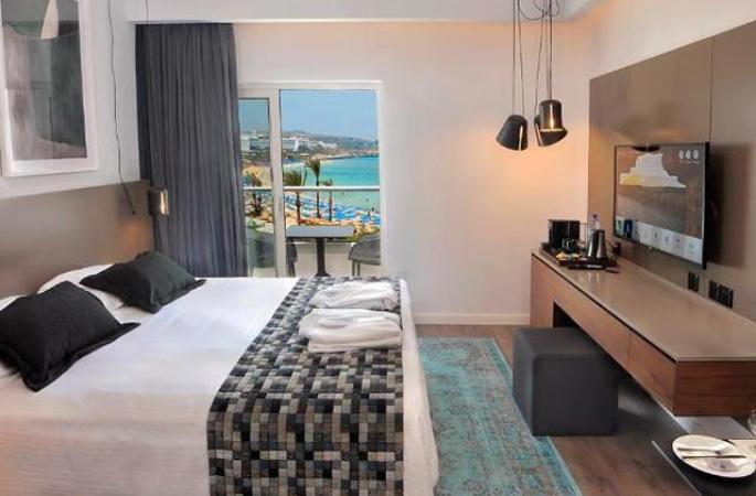 Hotel Okeanos Beach