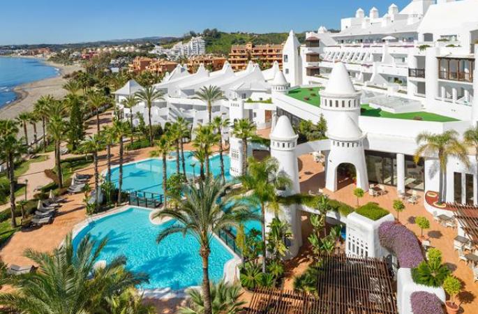 Hotel H10 Estepona Palace - logies & ontbijt