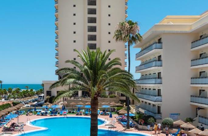 Hotel Puente Real