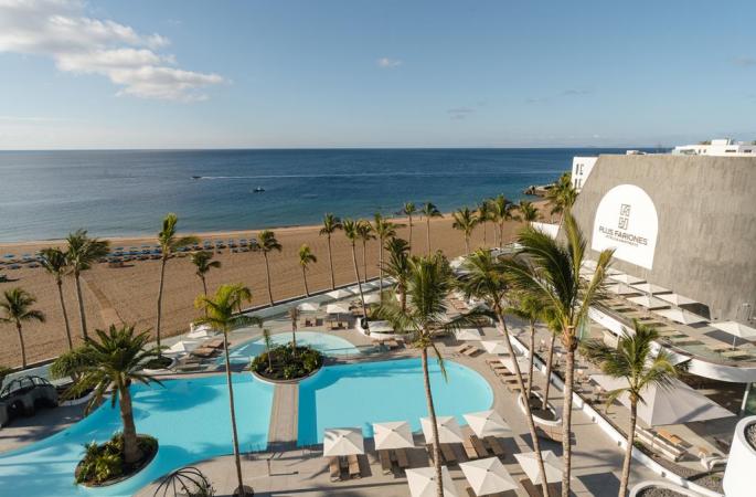 Plus Fariones Suite Hotel