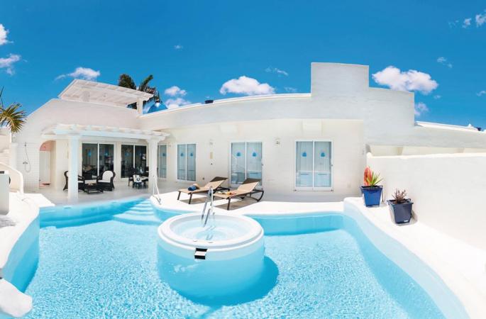 Bahiazul Villas & Club