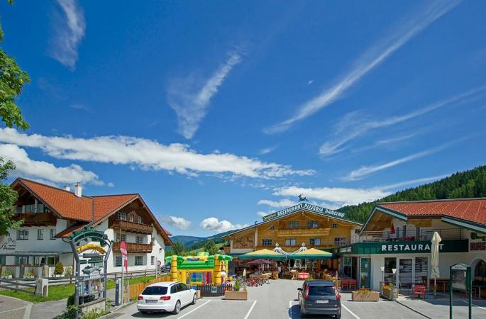 Jagdhof und Alpenfex Jagdhof und Alpenfex