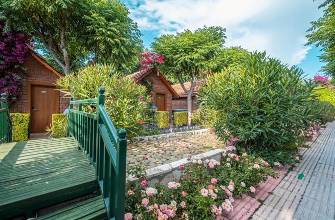 Can Garden Beach