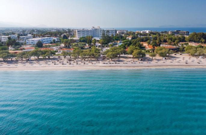 Grand Blue Beach