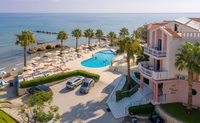 Xenos Kamara Beach