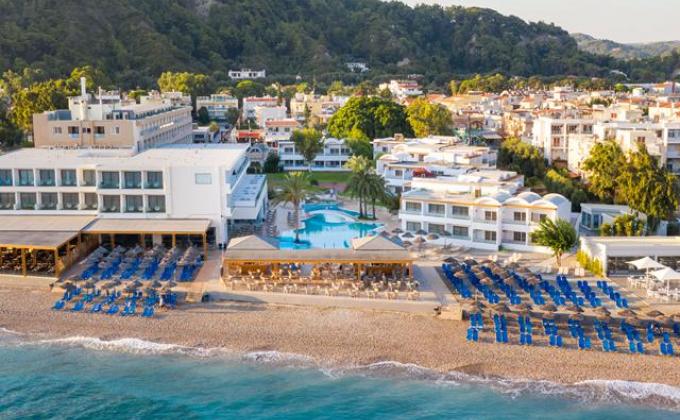 Hotel Avra Beach Resort