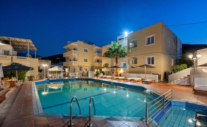 Nikos Apartments