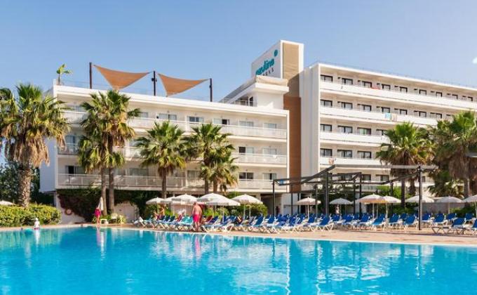 Hotel Azuline Bergantin