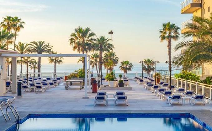 Hotel Las Arenas affiliated by Melia