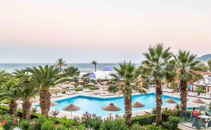 Hotel Pegasos Beach