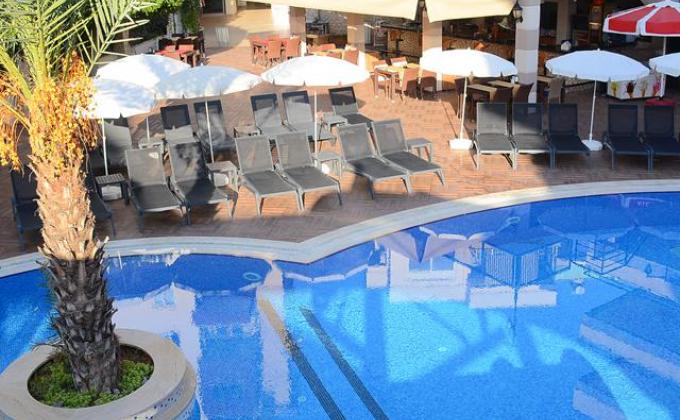 Appartementen Almera Park