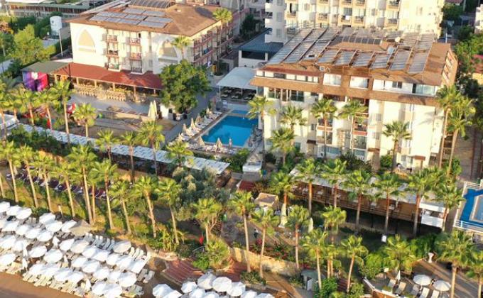 Hotel Eos Beach Resort