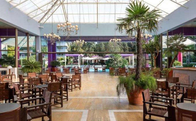 Hotel & Appartementen Dionysos