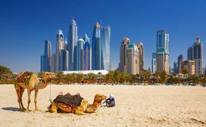 8 daagse fly drive Dubai en Abu Dhabi