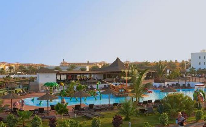 Sol Dunas Resort