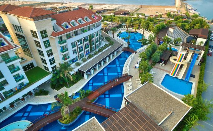 Sunis Evren Beach Resort & Spa