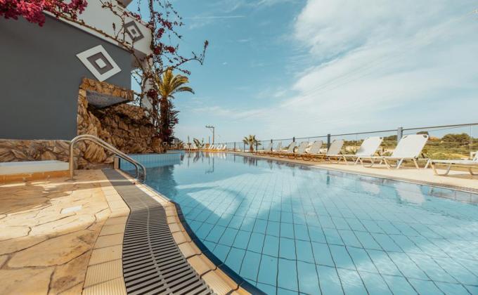 Zante Calinica Hotel & Suites