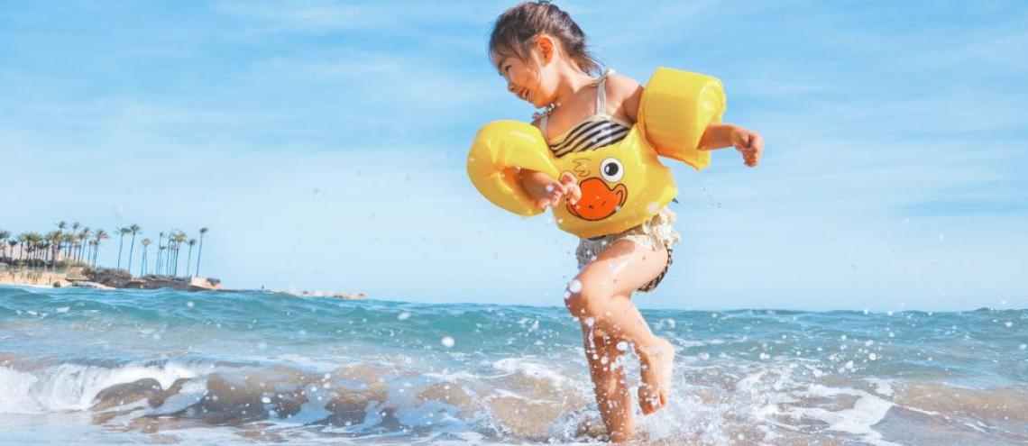 kind op strand kind op strand