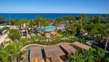 Balmy Beach Resort
