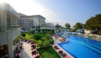 Akra Kemer Akra Kemer