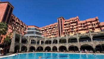 Holiday World Polynesia Hotel