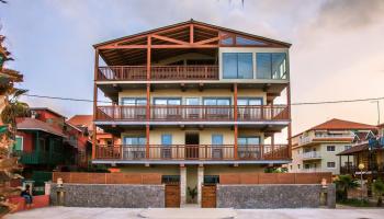 Angulo House