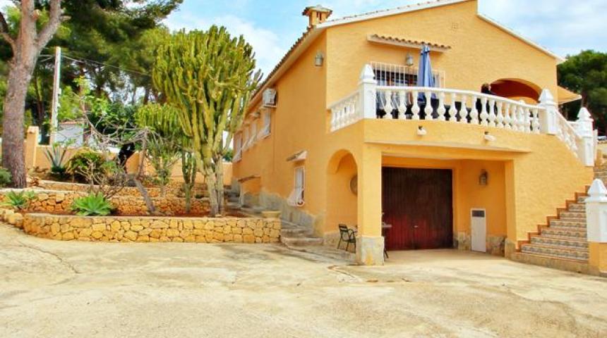 Villa's Calpe met privézwembad - inclusief huurauto