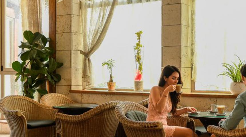 Hotel Alba Seleqtta