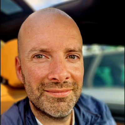 Jurgen De Vos is de oprichter van Reiskriebels.nl
